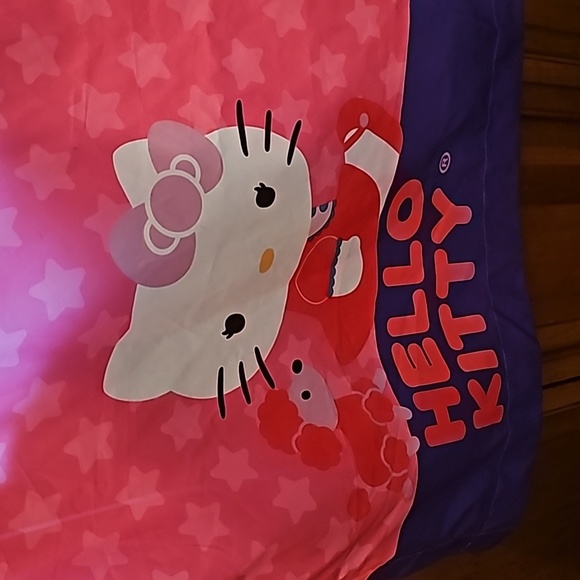 Hello Kitty Window curtain drape panel and bonus fleece blanket - Picture 5 of 14